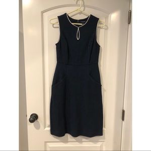 Navy blue Lands End dress, size 0 with pockets!